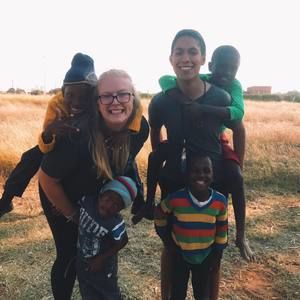 Meet your Posher, Alyssa